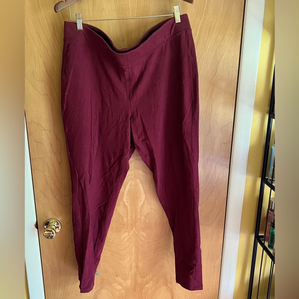 Old Navy Maroon Ponte Leggings Size XL